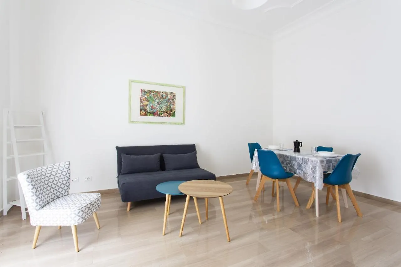 Luxury Coa Apartment Palermo Italië